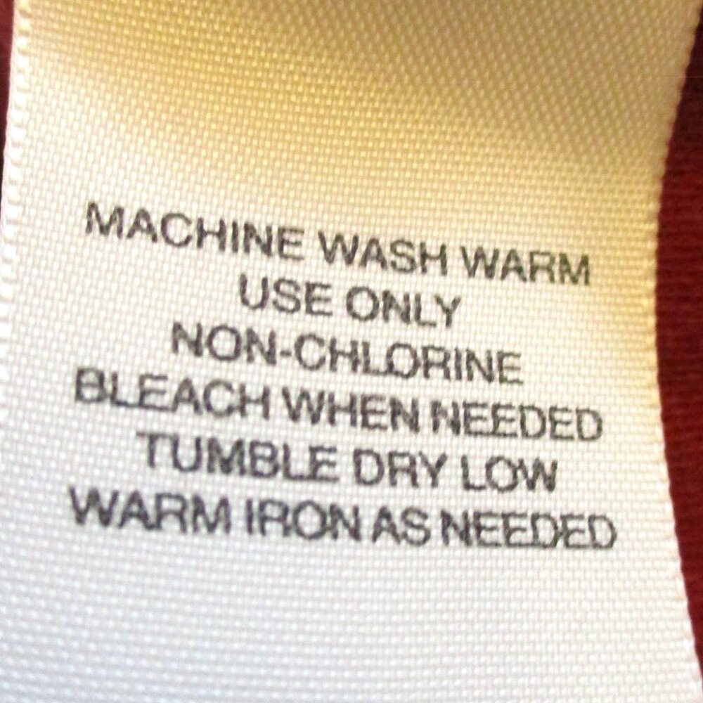 St. John's Bay Men's Long Sleeve Turtleneck, Burgundy, Size M - Picture 8 of 8